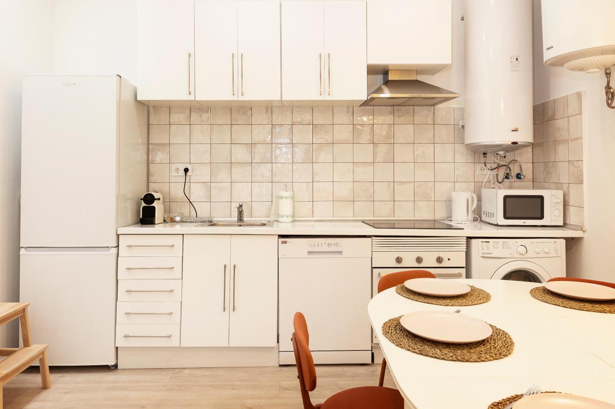 Bravo Murillo Apartment Madrid Exterior photo